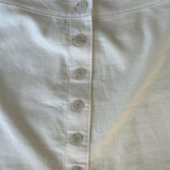 Sunday Best linen mini skirt & TNA cropped blouse - Picture 6 of 10